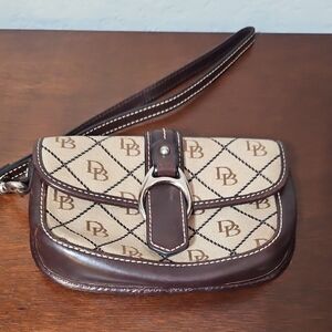 Dooney & Bourke Wristlet